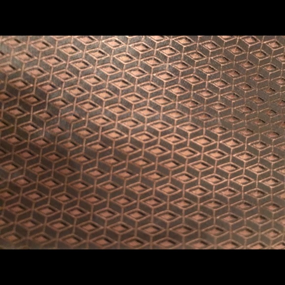 5 great ties incl Pierre Cardin & Perry Ellis, nice variety (OLCC) - Picture 12 of 12